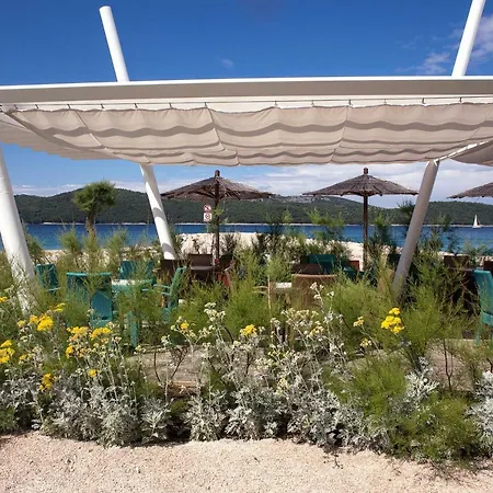 Campsite Adria More Mobile Homes Solaris Sibenik