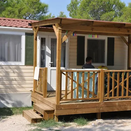 Campsite Adria More Mobile Homes Solaris