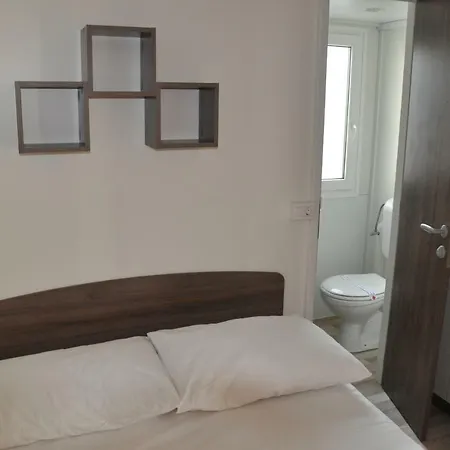 Adria More Mobile Homes Solaris Campsite *