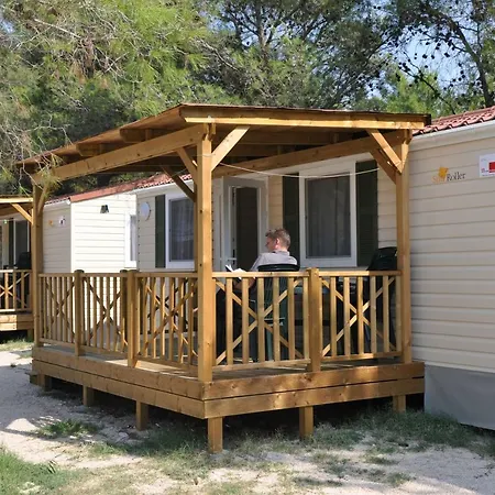 Campsite Adria More Mobile Homes Solaris